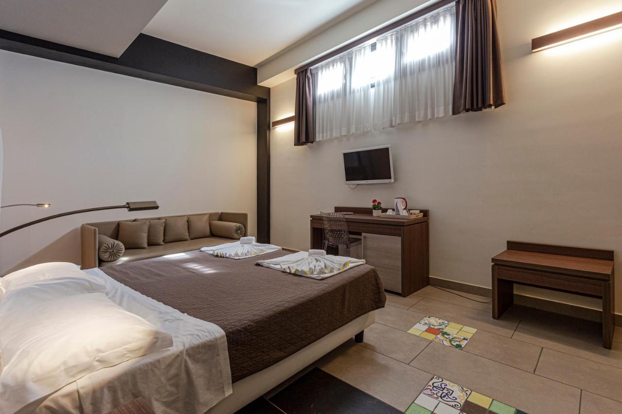 Hotel Don Giovanni Avola Buitenkant foto