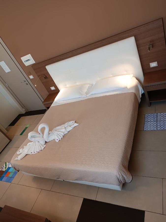Hotel Don Giovanni Avola Buitenkant foto