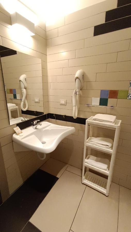 Hotel Don Giovanni Avola Buitenkant foto