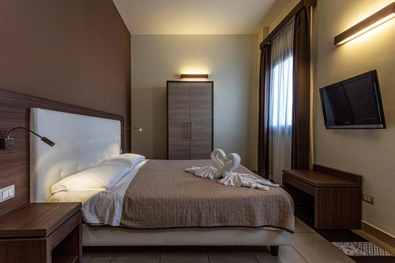 Hotel Don Giovanni Avola Buitenkant foto