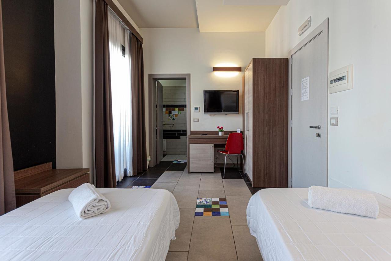 Hotel Don Giovanni Avola Buitenkant foto